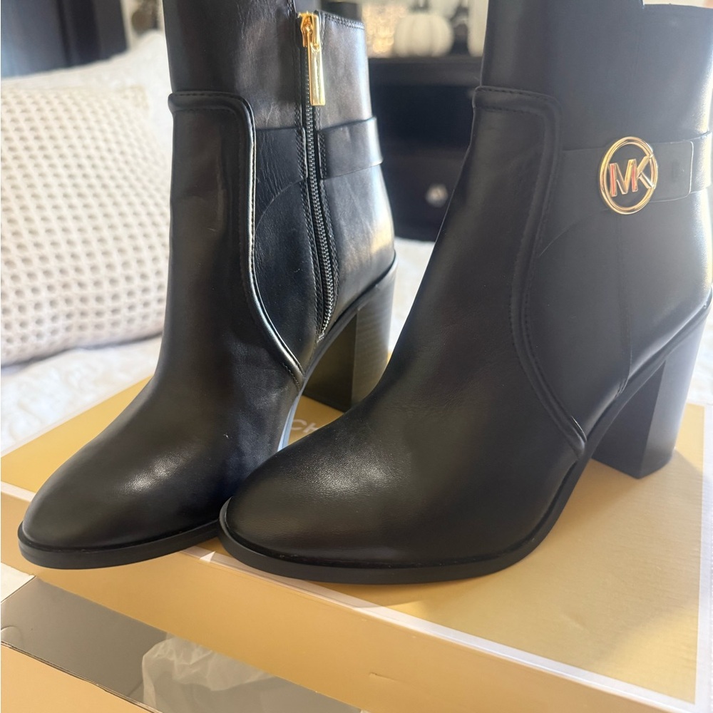 Michael Kors Black Heeled Chelsea Boots